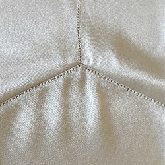 Tory Burch Silk Jasmine Shell Top NWT - Picture 6 of 8